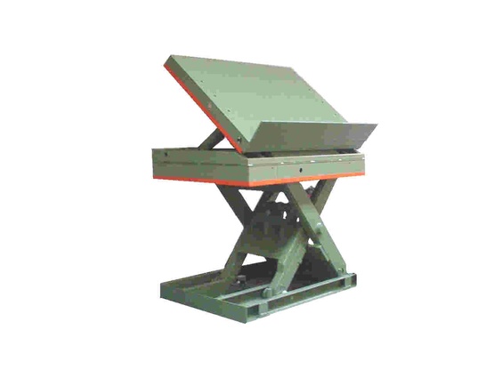 Table élévatrice avec plateau inclinable Table élévatrice avec plateau inclinable
